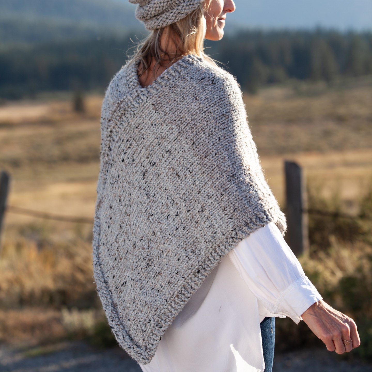 Poncho - Grey Marble