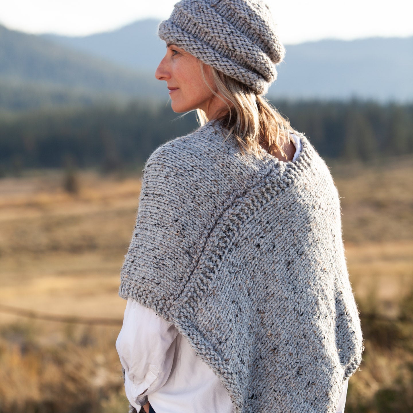 Poncho - Grey Marble